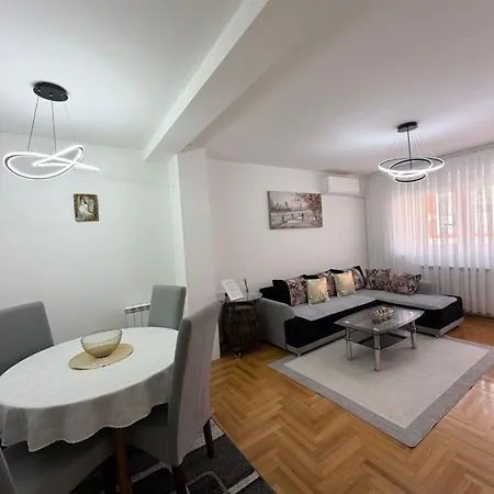 Istocno Sarajevo-hilandarska, Stan Na Dan Sv